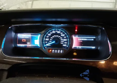 2014 Ford Taurus Limited z USA, uszkodzony, nr VIN 1FAHP2F85EG115690